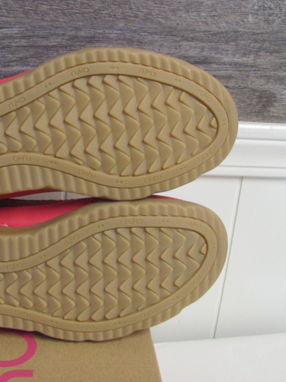 RYKA WOMENS EFFORTLESS TENNIS SHOES RED SALSA NIB - Picture 9 of 14